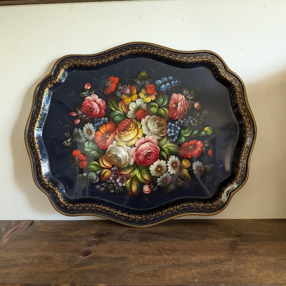 Russia Vintage Hand Painted Flowers Serving Tray translation Zhostovo gems (5) - Picture 7 of 8